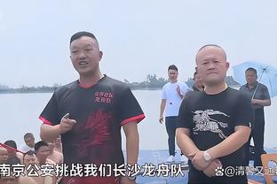 标晚：多家意大利俱乐部对基维奥尔感兴趣，包括AC米兰